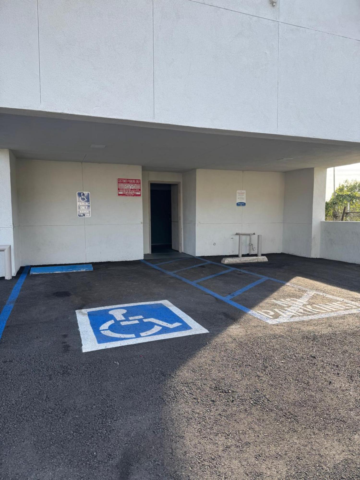 Rodeway Inn Ventura Exteriör bild