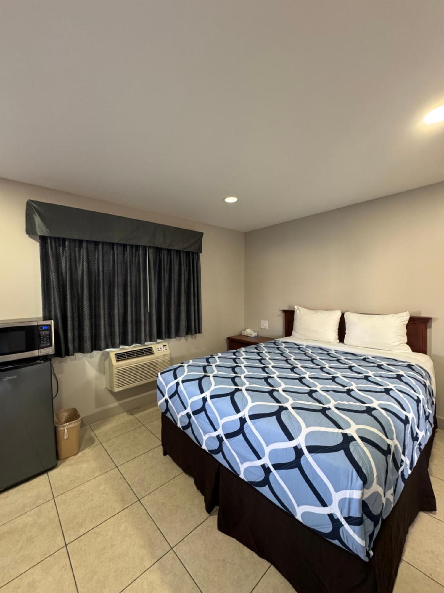 Rodeway Inn Ventura Exteriör bild
